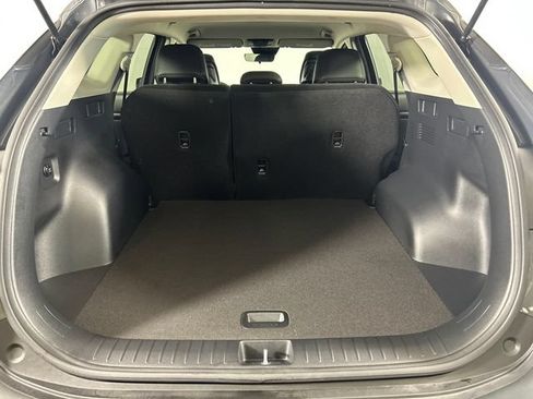 Used 2025 Kia Sportage EX FWD image 26