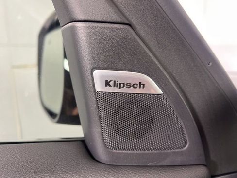 New 2025 Nissan Armada SL w/ Captain's Chari Seat Package AWD/4WD image 27