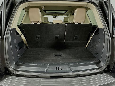 Used 2024 Ford Expedition Limited image 28