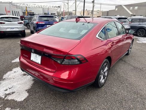 Used 2024 Honda Accord EX image 18