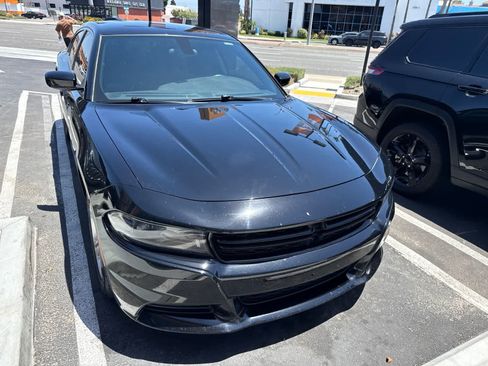 Used 2022 Dodge Charger SXT RWD image 4