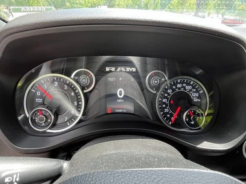 Used 2024 RAM 1500 Big Horn w/ Trailer Tow Group AWD/4WD image 8