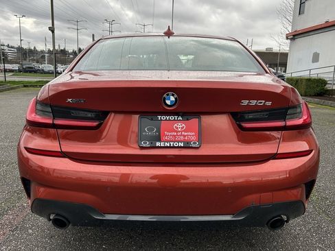 Used 2021 BMW 330e xDrive 330e xDrive w/ M Sport Package image 6