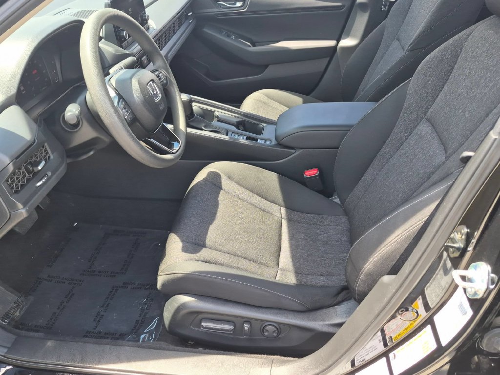 Used 2025 Honda Accord SE image 20