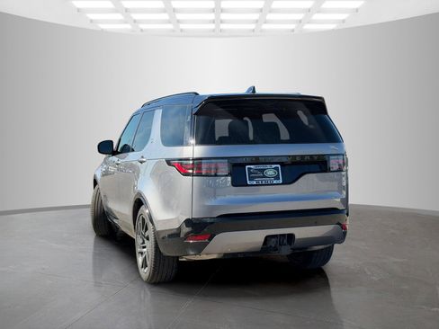 Used 2025 Land Rover Discovery Dynamic SE AWD/4WD image 7