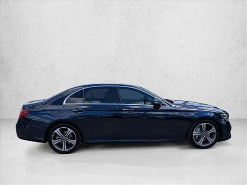 Used 2020 Mercedes-Benz E 350 Sedan image 4