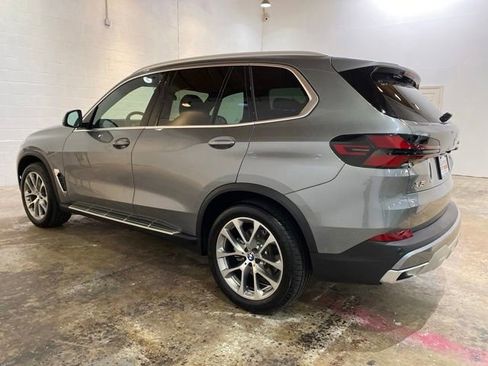 Used 2026 BMW X5 sDrive40i RWD image 3