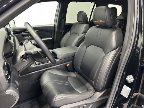 Certified 2025 Honda Pilot TrailSport image 15