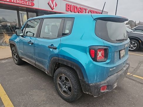 Used 2019 Jeep Renegade Sport image 3