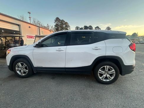 Used 2018 GMC Terrain SLE image 10