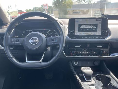 Used 2023 Nissan Rogue SL w/ SL Premium Package AWD/4WD image 12