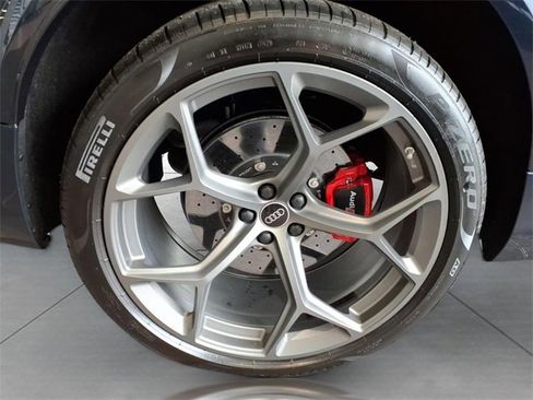 Used 2025 Audi RS Q8 performance image 7