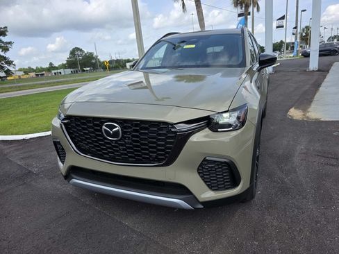 Certified 2025 MAZDA CX-70 Plug-In Hybrid w/ Premium Plus AWD/4WD image 8