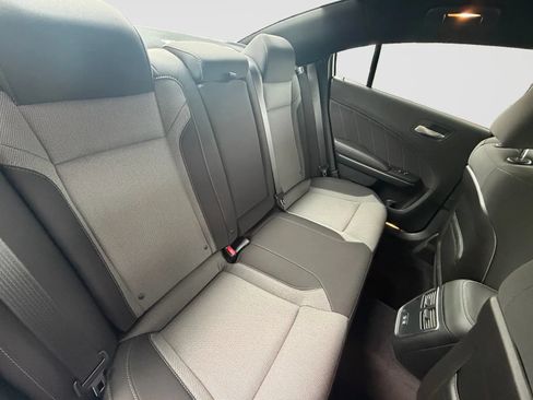 Used 2016 Dodge Charger R/T w/ Navigation & Travel Group RWD image 18