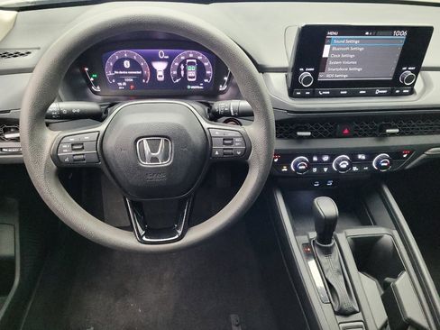 Used 2024 Honda Accord EX image 22