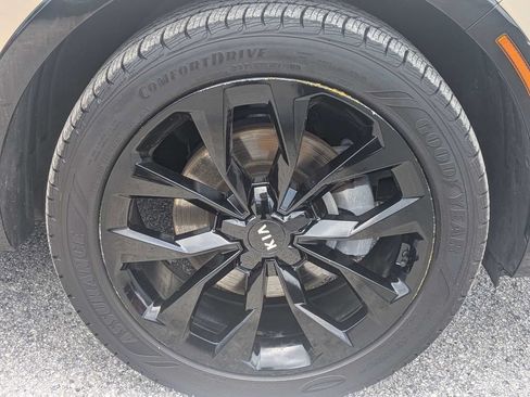 Used 2021 Kia Sorento SX FWD image 11