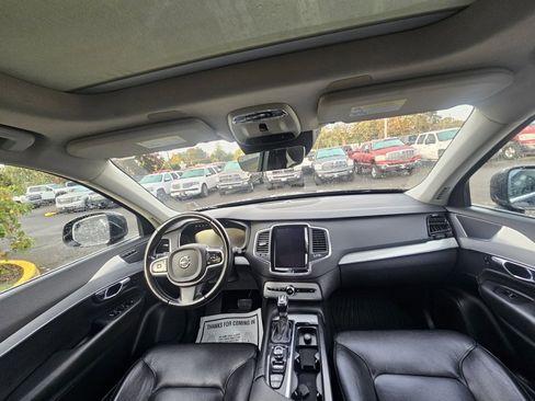 Used 2016 Volvo XC90 T6 Momentum w/ Protection Package Plus image 11