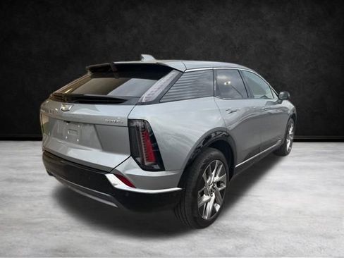 Certified 2025 Cadillac Optiq Luxury 1 w/ LPO, Floor Liner Package image 6