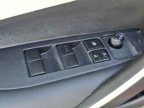 Certified 2024 Toyota Corolla SE image 17