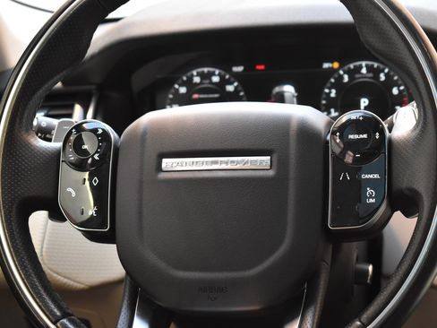 Used 2019 Land Rover Range Rover Velar R-Dynamic SE image 31