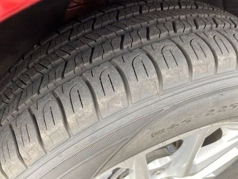 Certified 2023 Chevrolet Equinox LT image 22