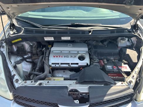 Used 2004 Toyota Sienna CE image 27