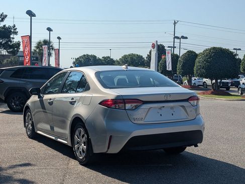 Certified 2026 Toyota Corolla LE FWD image 5