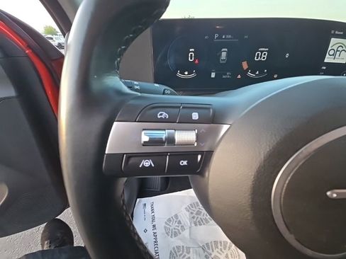 Used 2024 Hyundai Kona SEL AWD/4WD image 13
