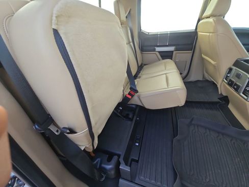 Used 2021 Ford F250 Lariat w/ Chrome Package image 20