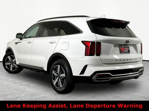 Used 2021 Kia Sorento S FWD image 4