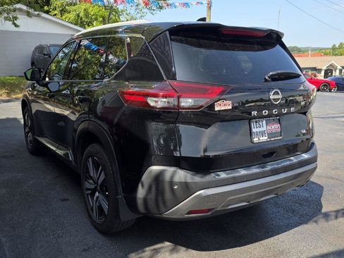 Used 2023 Nissan Rogue SL w/ SL Premium Package FWD image 4