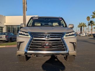Used 2016 Lexus LX 570 4WD video 2