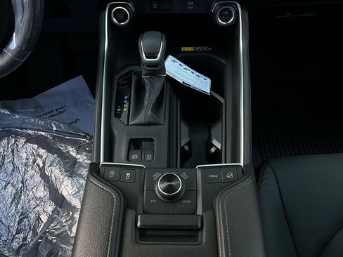 New 2026 Toyota Grand Highlander Platinum image 16