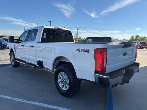 Used 2023 Ford F350 XL w/ Camper Package image 3