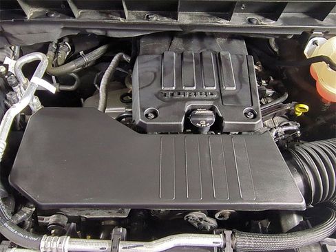 Certified 2024 Chevrolet Silverado 1500 LT image 29