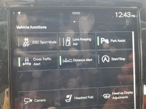 Used 2021 Volvo XC90 T5 Momentum w/ Advanced Package image 9