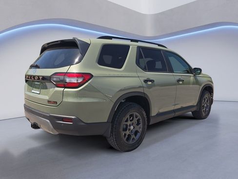 New 2026 Honda Pilot TrailSport image 5