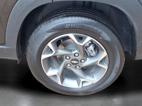Used 2026 Chevrolet Trax LT FWD image 27