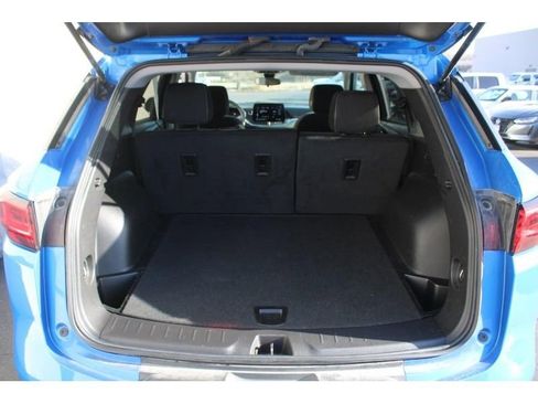 Used 2025 Chevrolet Blazer LT image 7