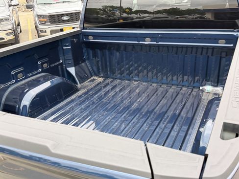 Used 2023 Chevrolet Silverado 1500 Custom w/ LPO, Dark Essentials Package image 8