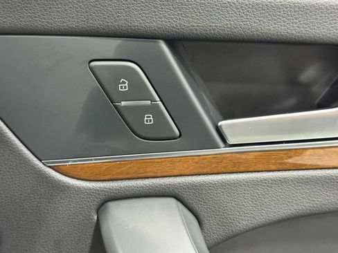 Used 2024 Audi Q5 2.0T Premium image 23