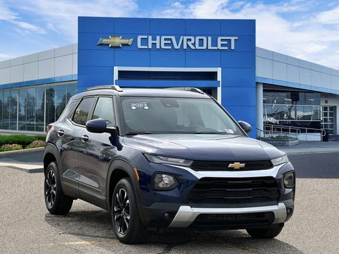 Certified 2023 Chevrolet TrailBlazer LT w/ Convenience Package AWD/4WD image 6