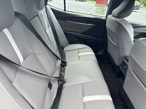 New 2025 Toyota Camry SE image 27