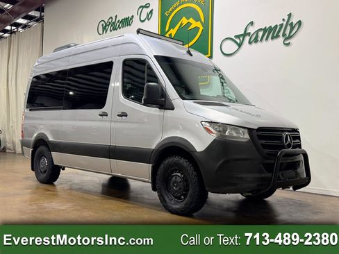 Used 2019 Mercedes-Benz Sprinter 2500 image 1