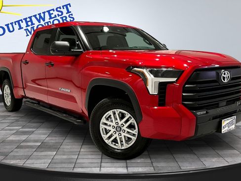 Used 2025 Toyota Tundra SR5 AWD/4WD image 3