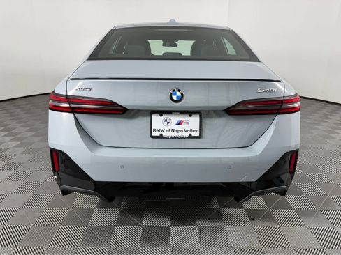 New 2026 BMW 540i xDrive w/ M Sport Package image 4