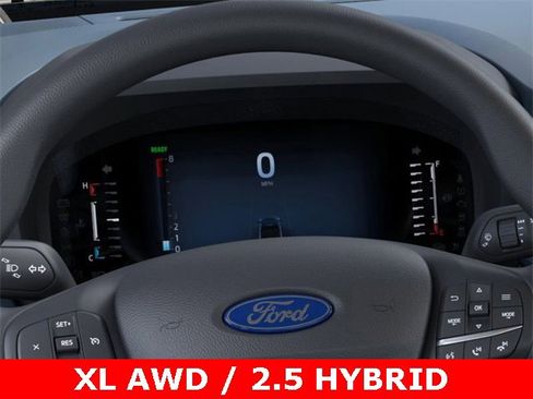 New 2025 Ford Maverick XL w/ Equipment Group 101A image 13