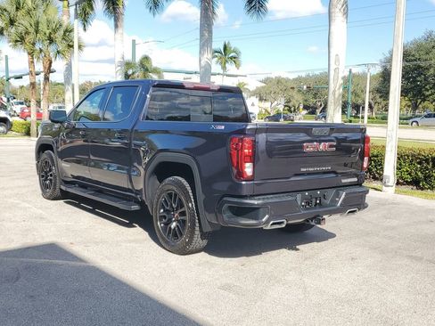 Certified 2022 GMC Sierra 1500 Elevation w/ Elevation Premium Package image 3