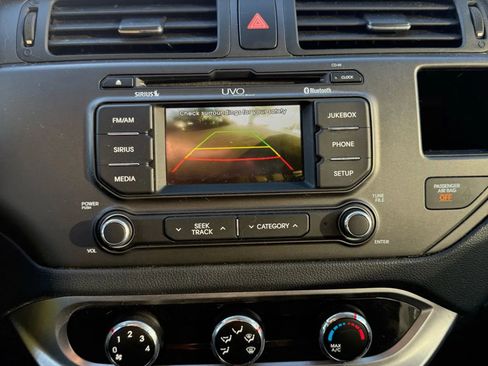 Used 2012 Kia Rio EX w/ Convenience Pkg image 14