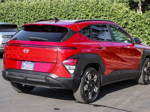 Used 2024 Hyundai Kona SEL FWD image 6